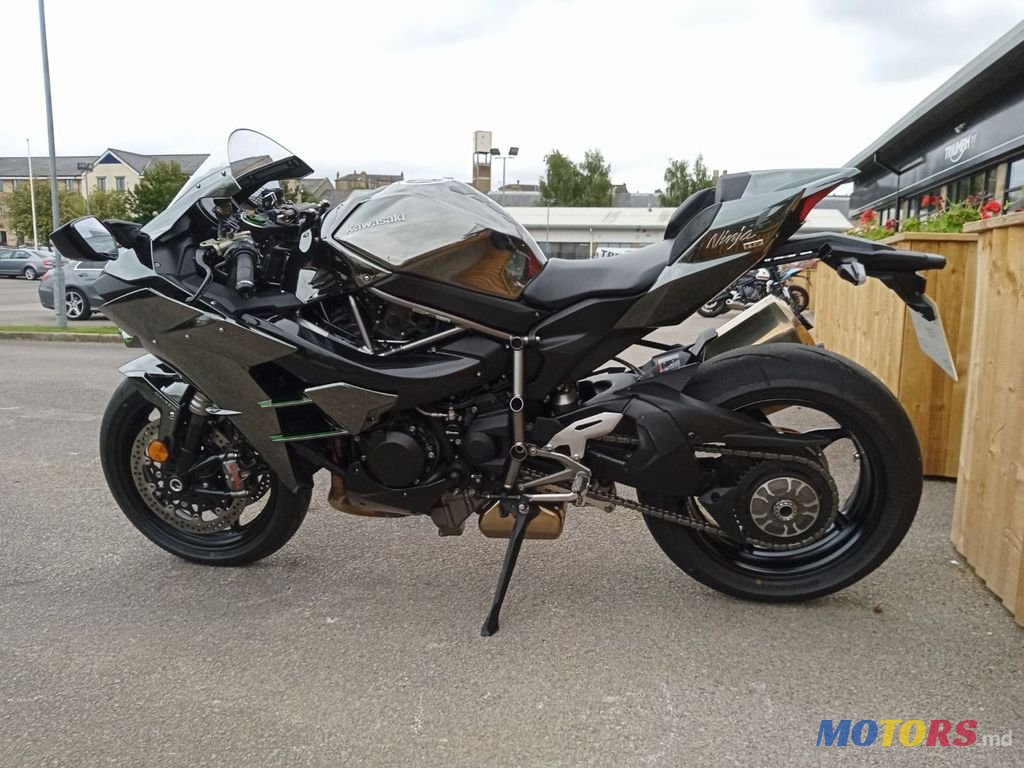 2019' Kawasaki Ninja H2 photo #2