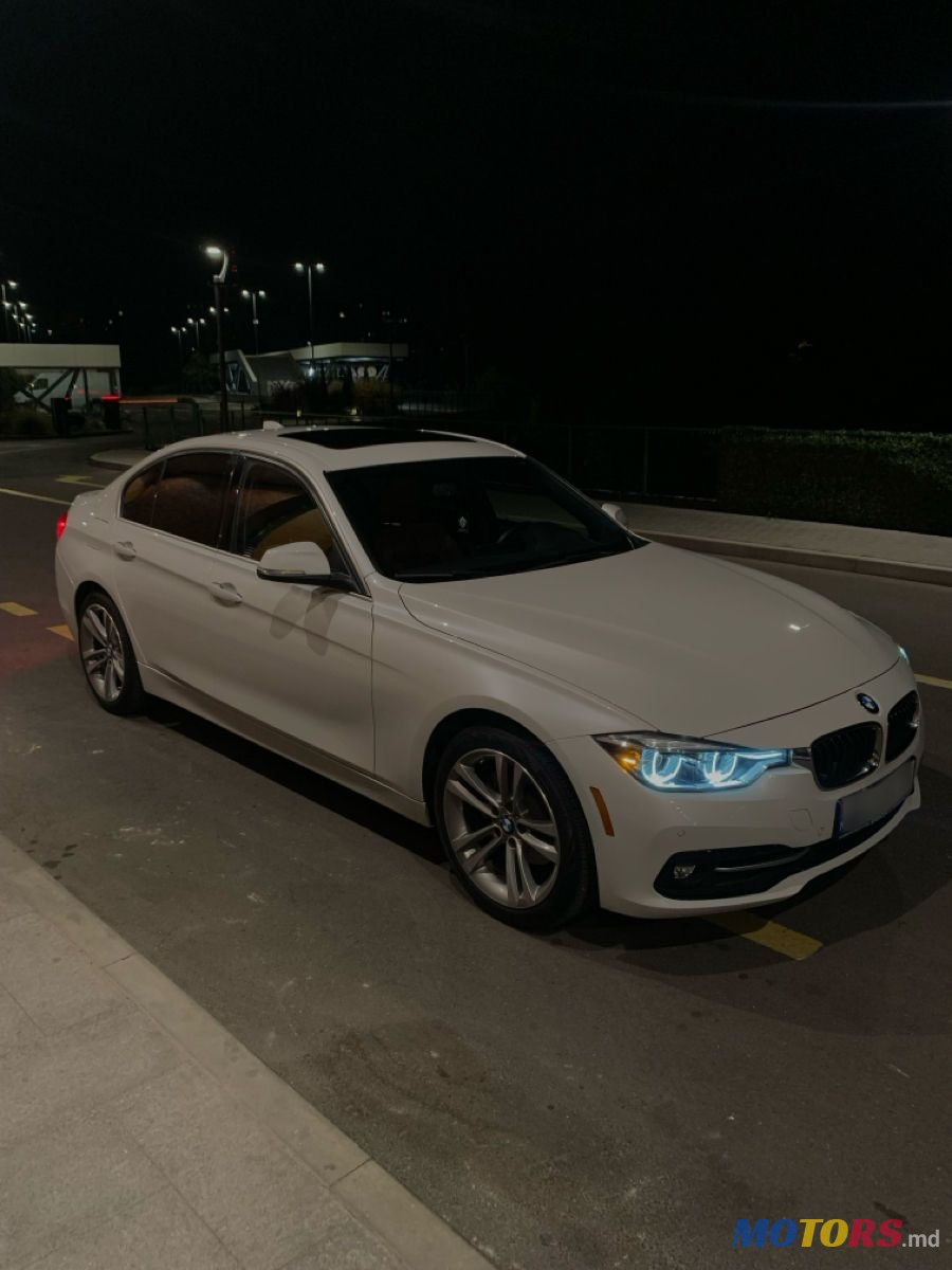 2017' BMW 3 Series photo #4