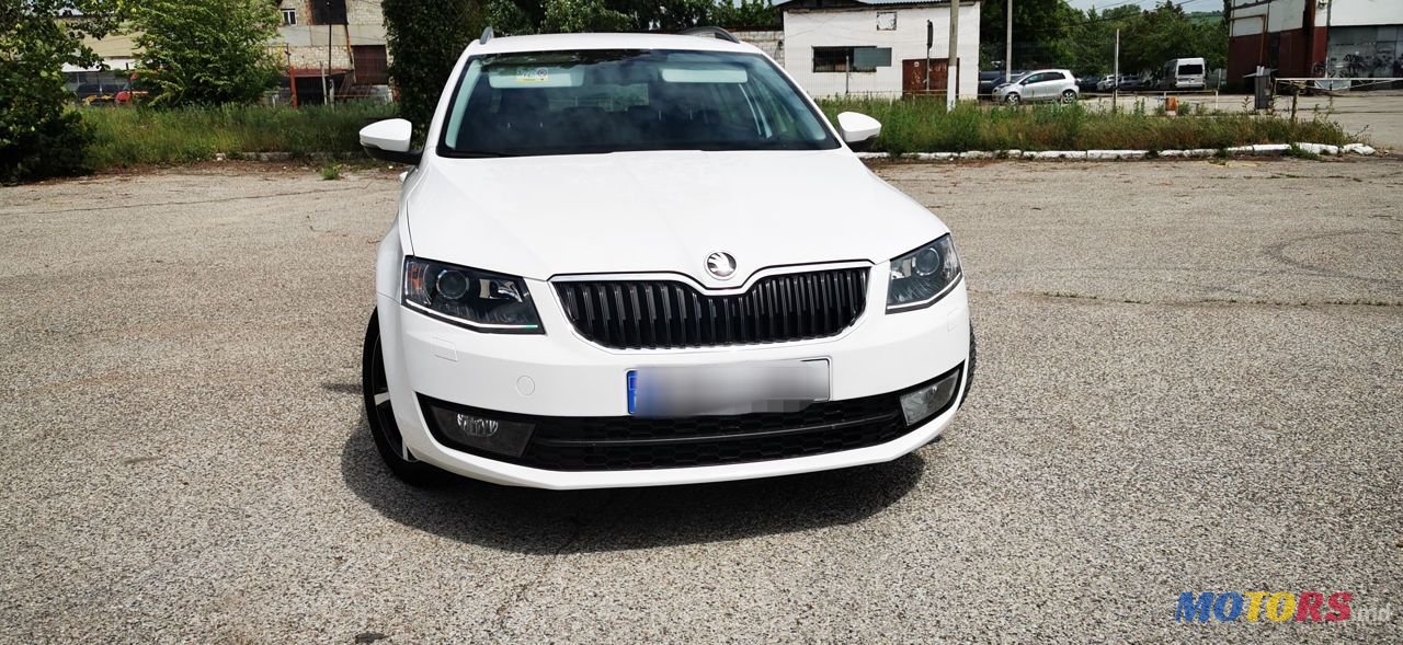 2016' Skoda Octavia photo #2