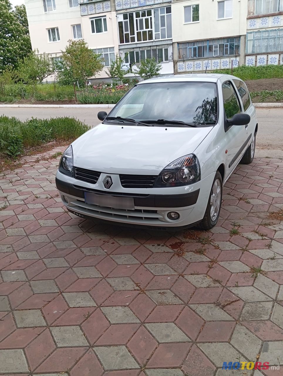 2002' Renault Clio photo #3