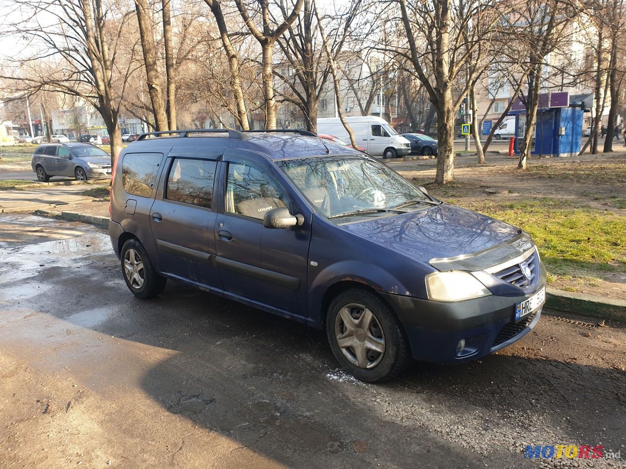 2007' Dacia Logan Mcv photo #1