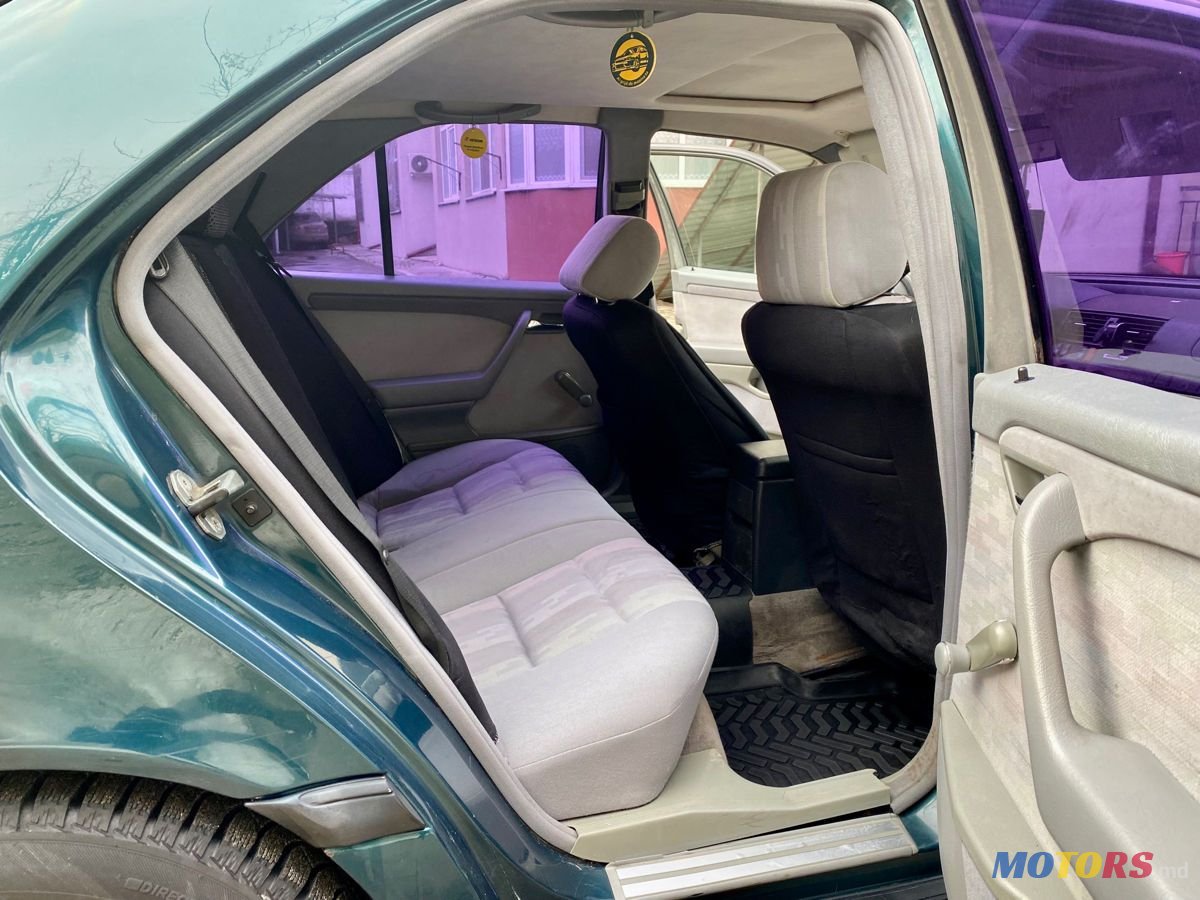 1995' Mercedes-Benz C Класс photo #6