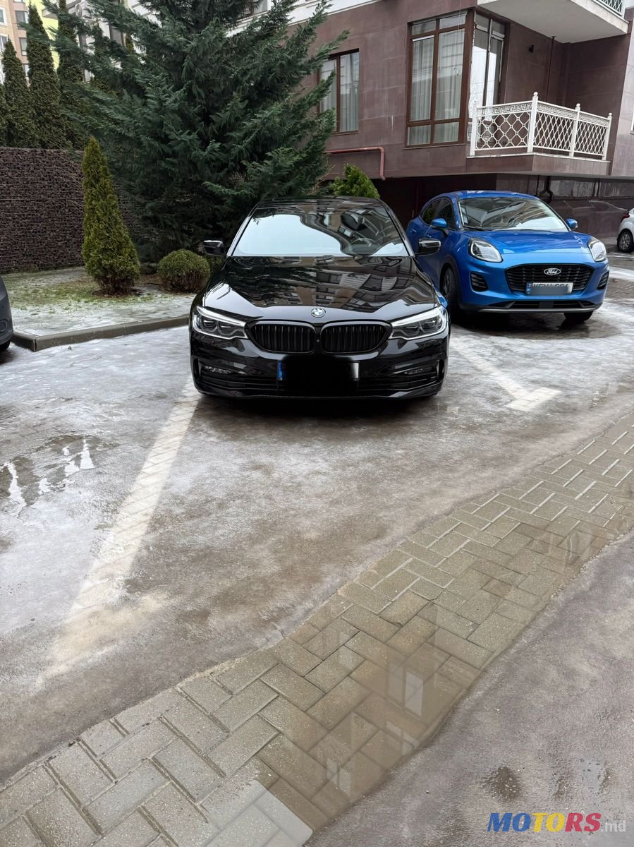 2017' BMW 5 Series photo #2