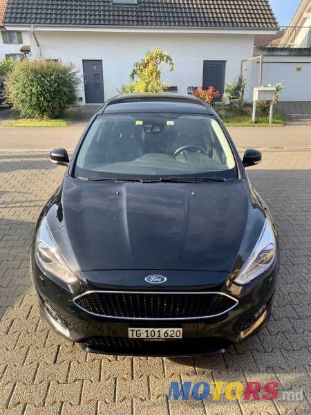 2017' Ford Focus photo #3