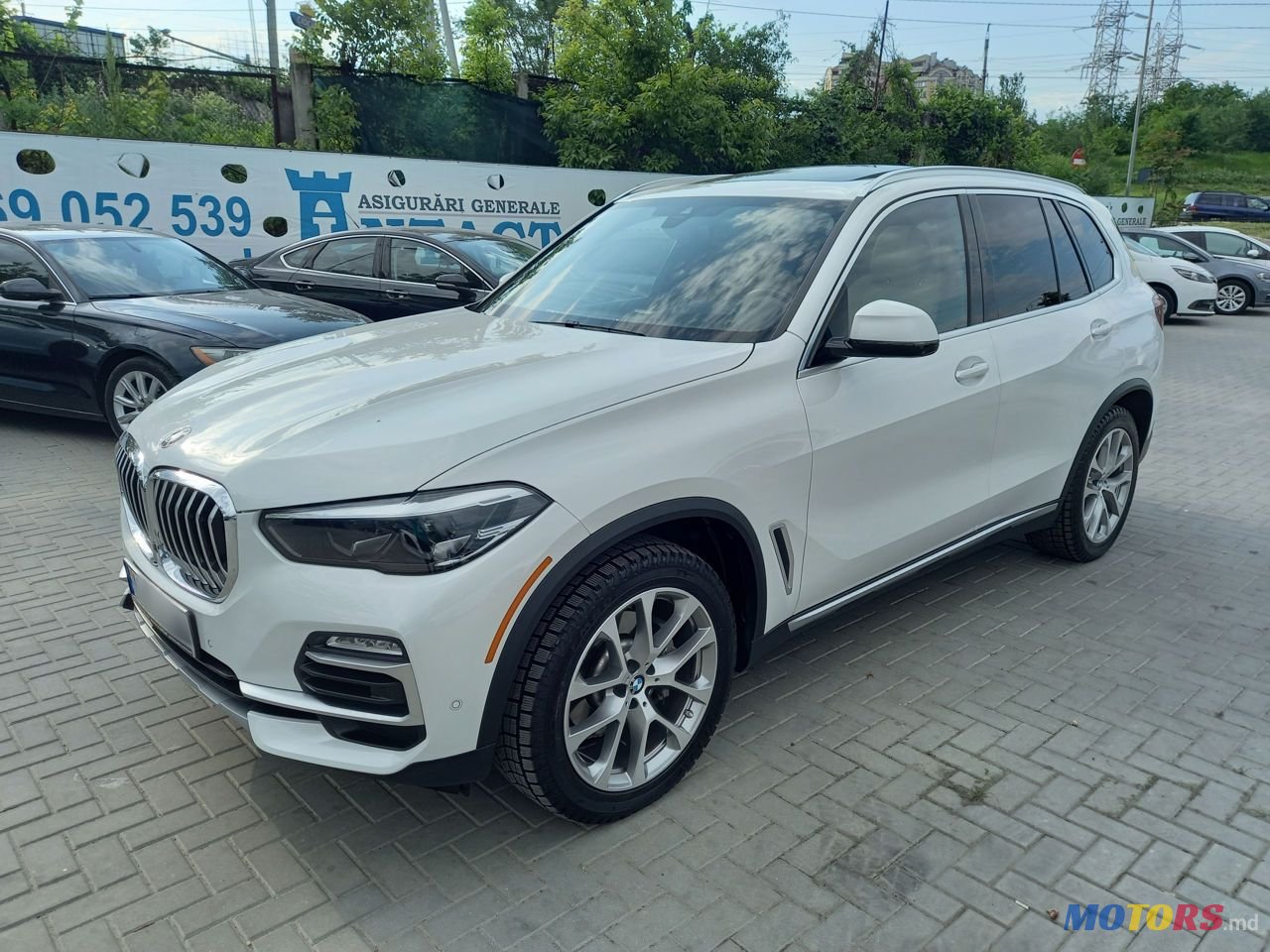 2021' BMW X5 photo #6