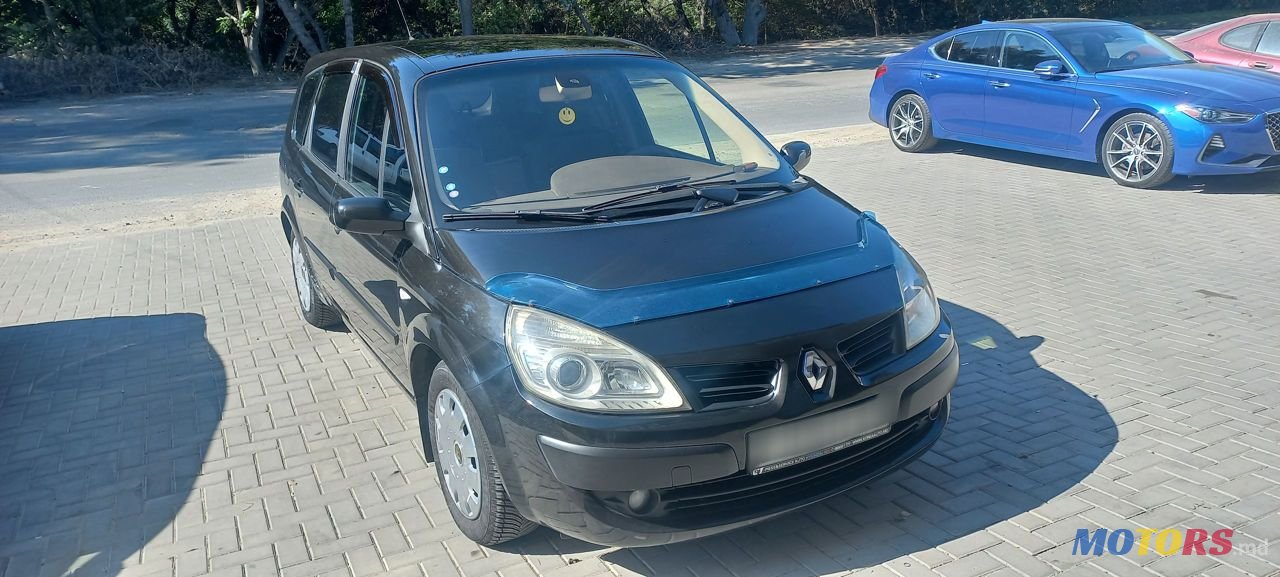 2007' Renault Grand Scenic photo #1