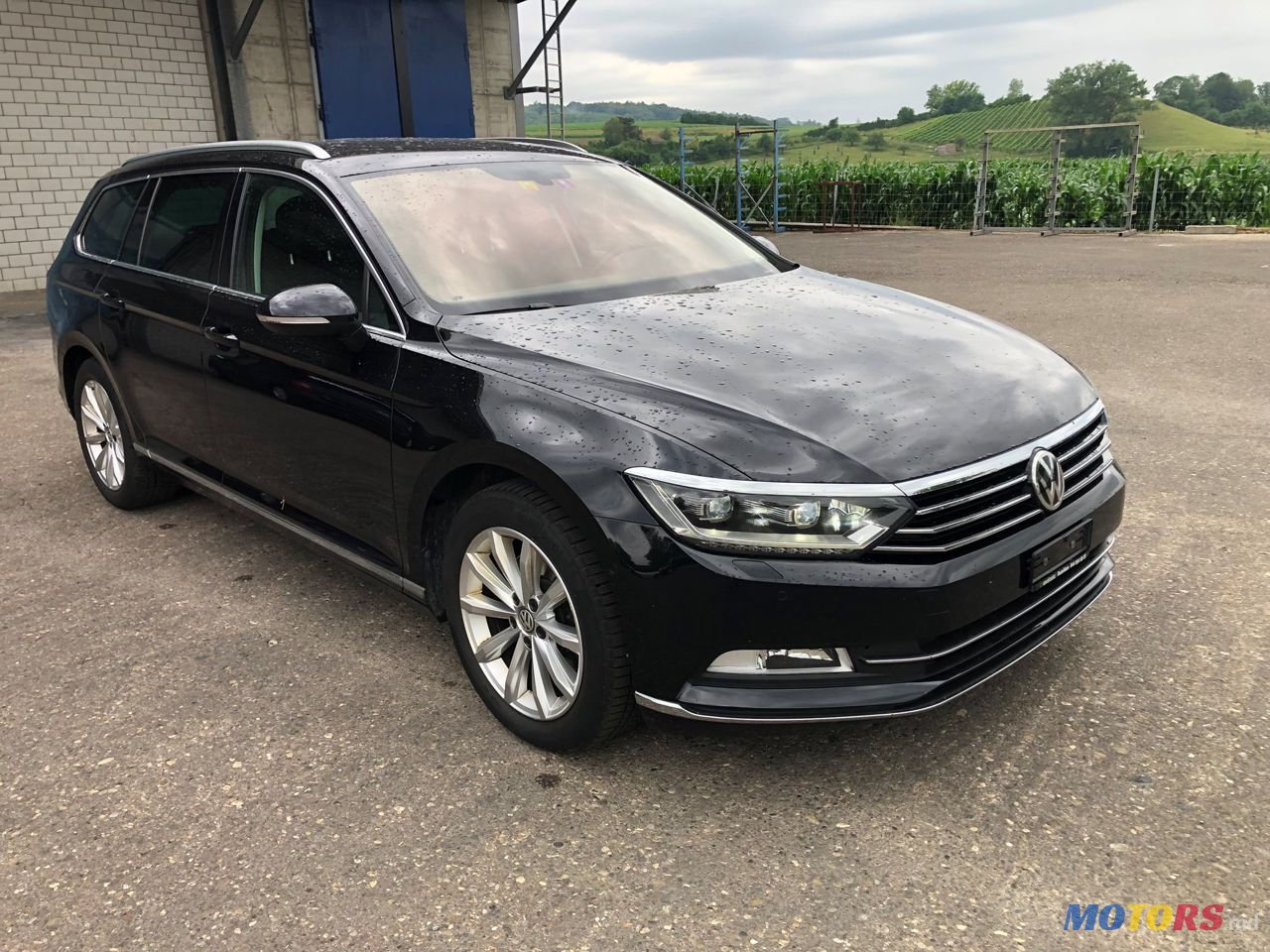 2015' Volkswagen Passat photo #5