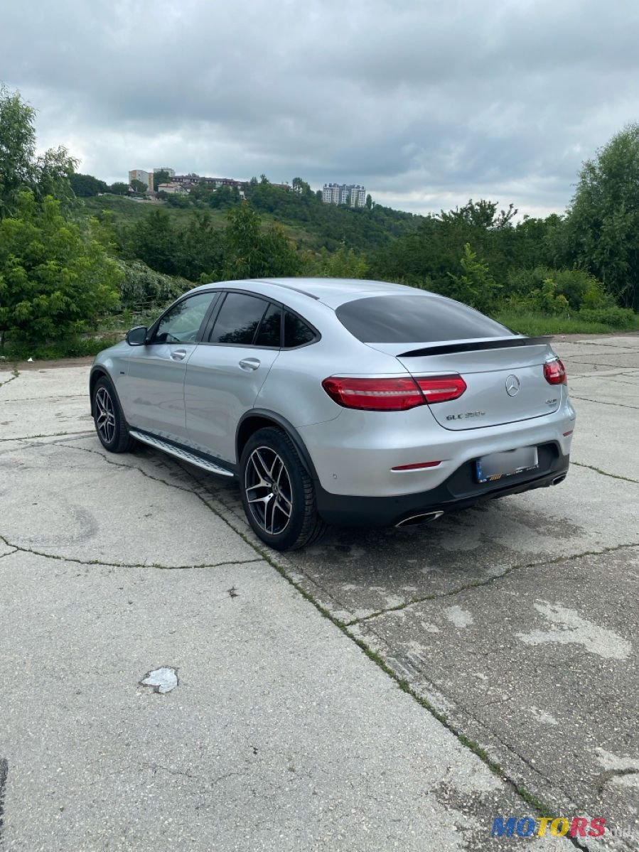 2018' Mercedes-Benz Glc Coupe photo #4