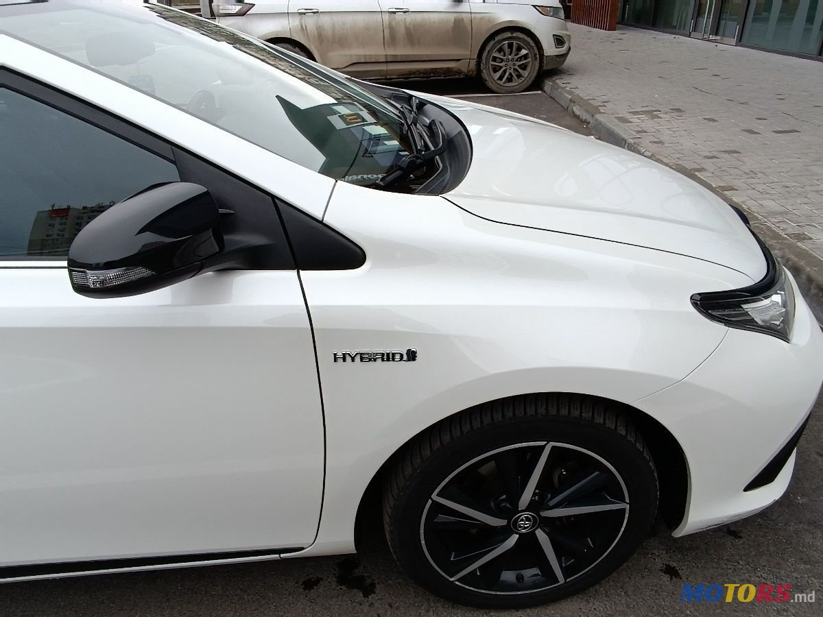 2018' Toyota Auris photo #4