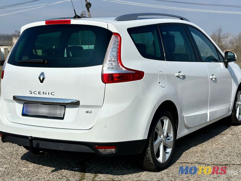 2014' Renault Grand Scenic photo #4