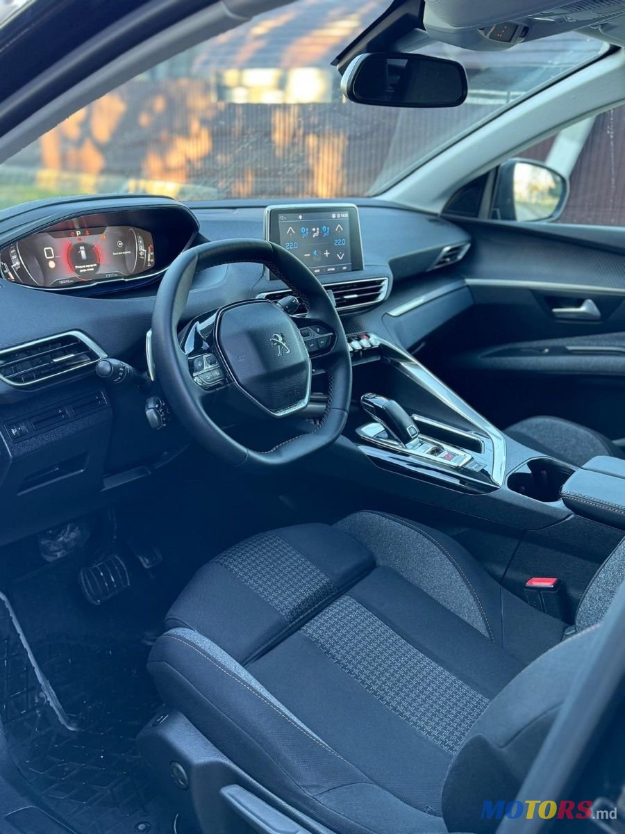 2018' Peugeot 3008 photo #6