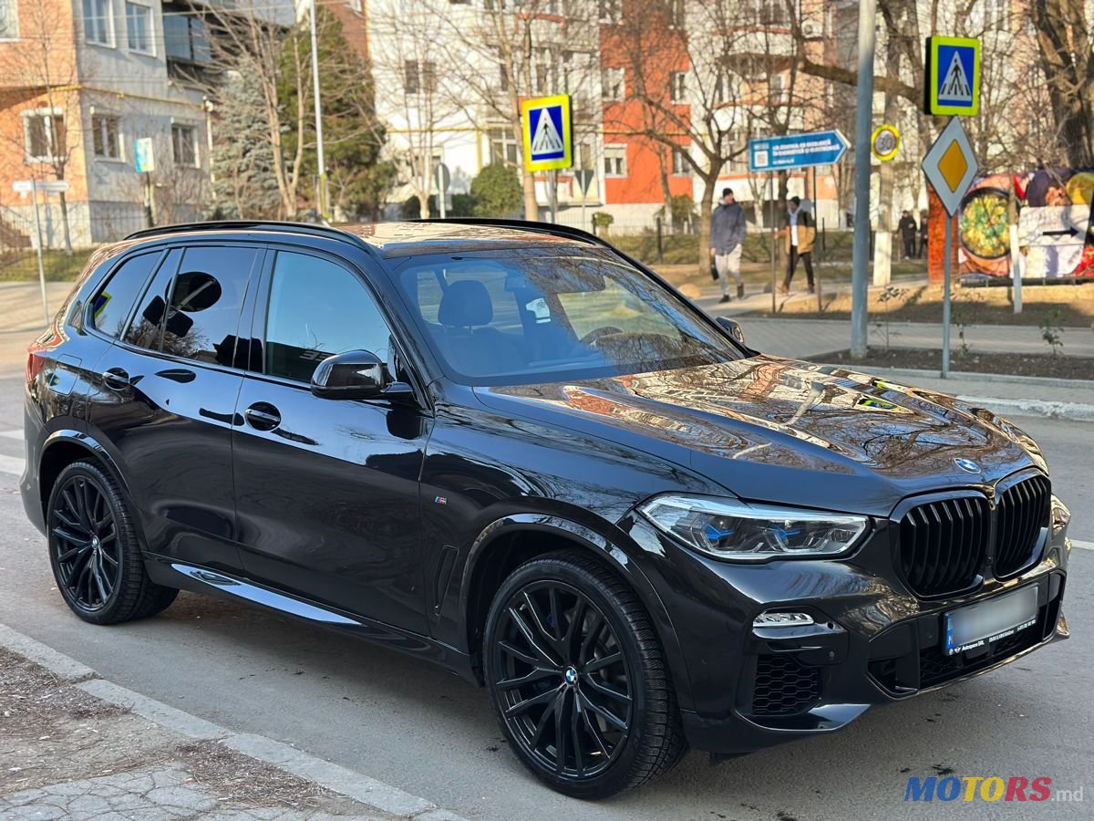2020' BMW X5 photo #2