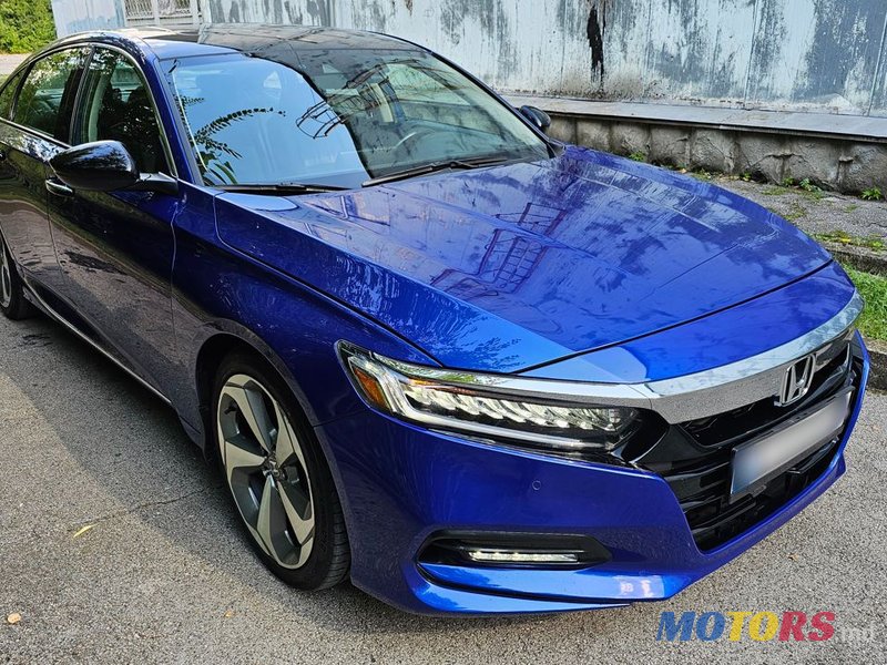 2018' Honda Accord photo #2