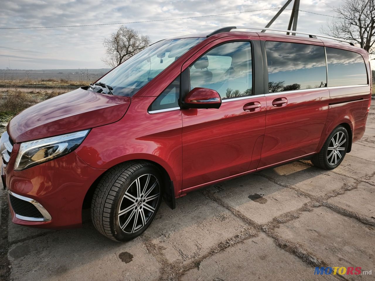 2019' Mercedes-Benz V-Class photo #1
