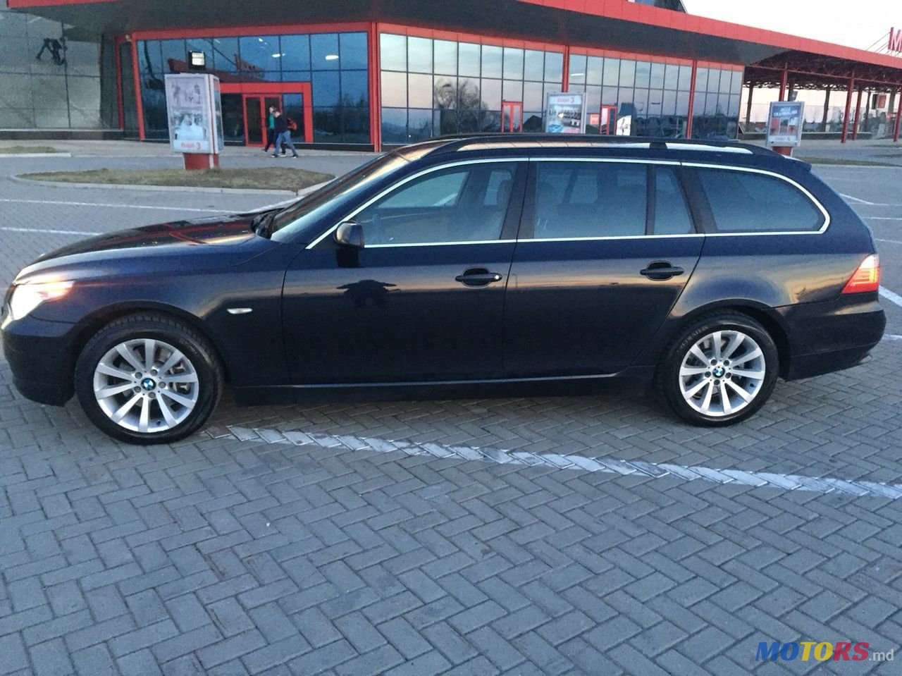 2007' BMW 5 Series photo #3