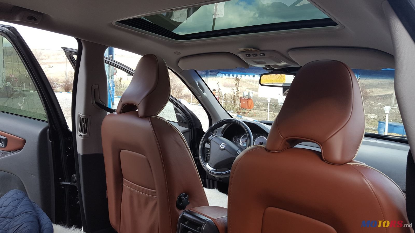 2013' Volvo XC90 photo #6