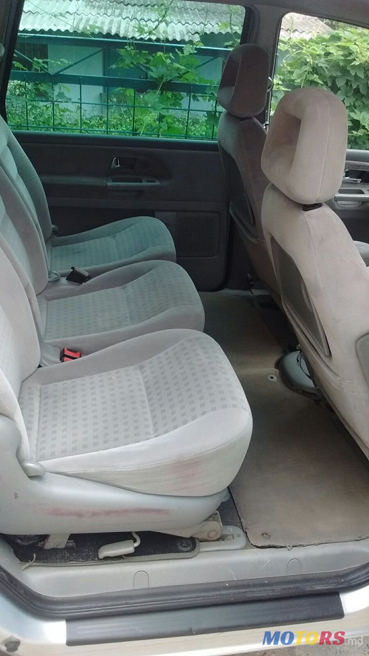 2001' Volkswagen Sharan photo #5