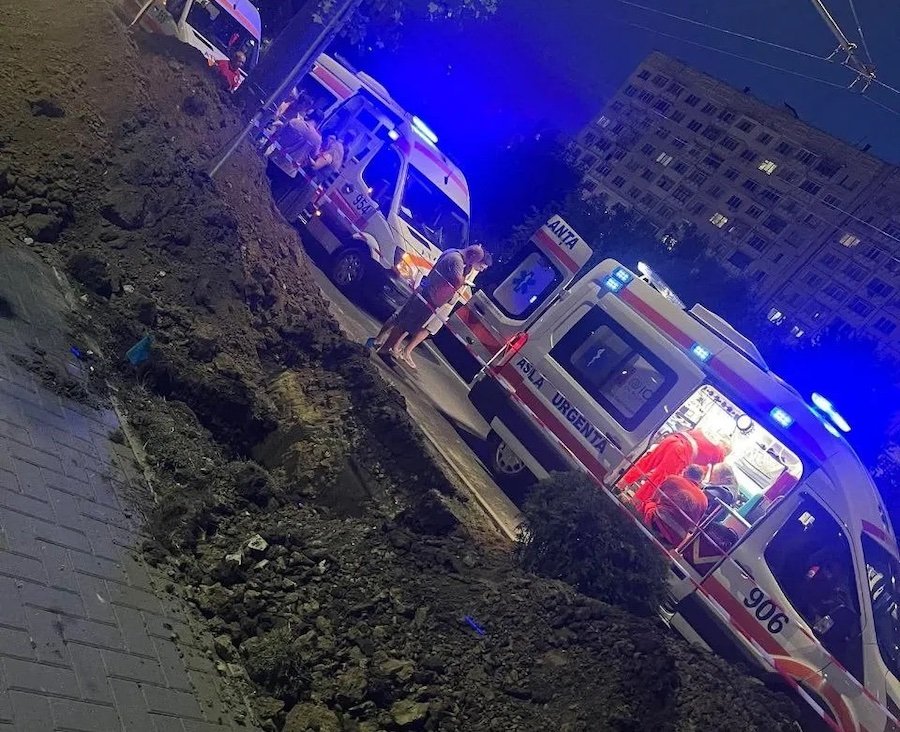 Grav accident la Ciocana cu implicarea unui troleibuz cu pasageri