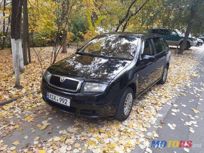 2007' Skoda Fabia photo #2