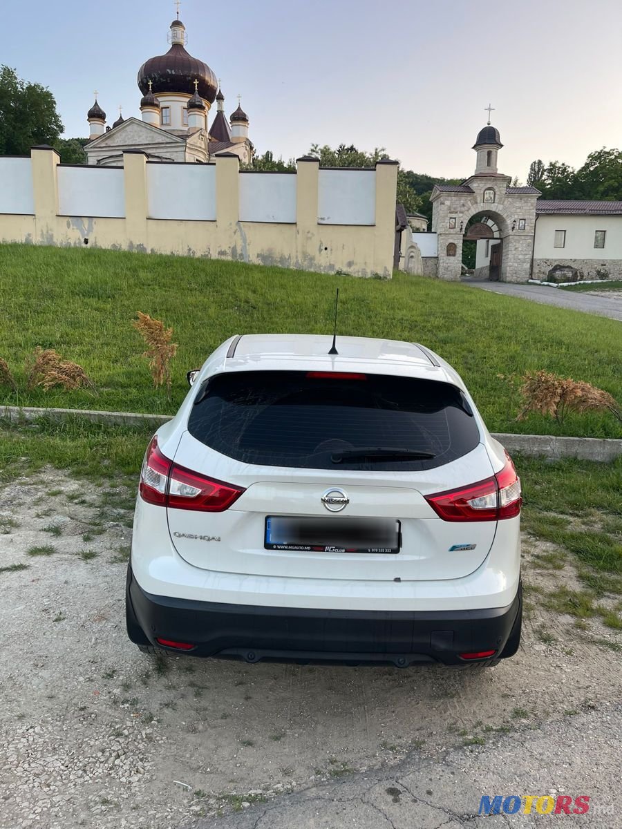 2014' Nissan Qashqai photo #2