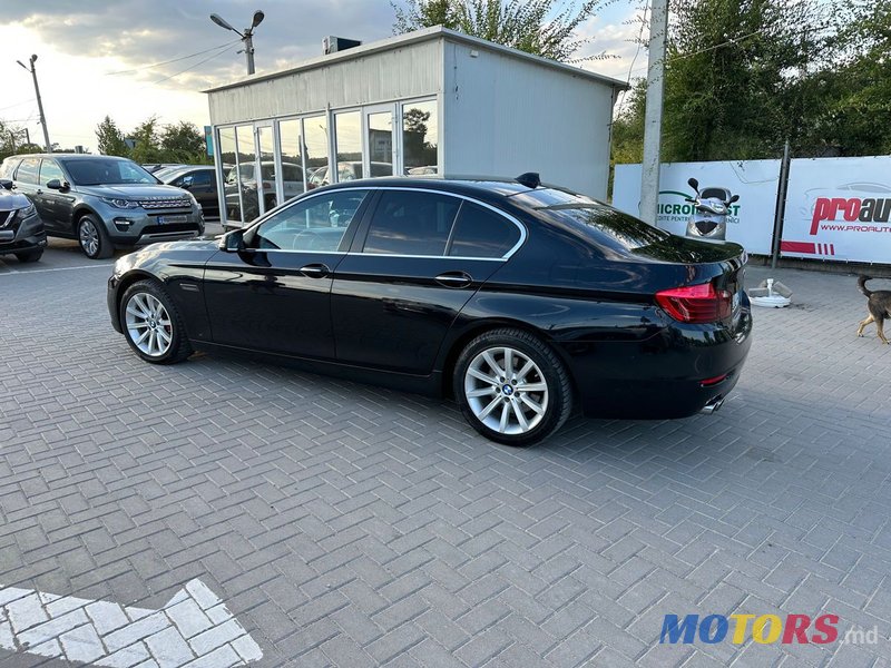 2014' BMW 5 Series photo #6
