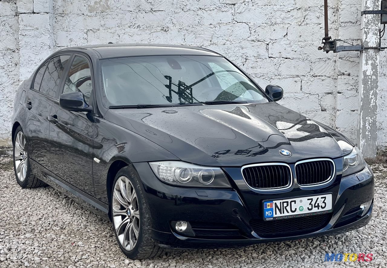 2010' BMW 3 Series photo #1