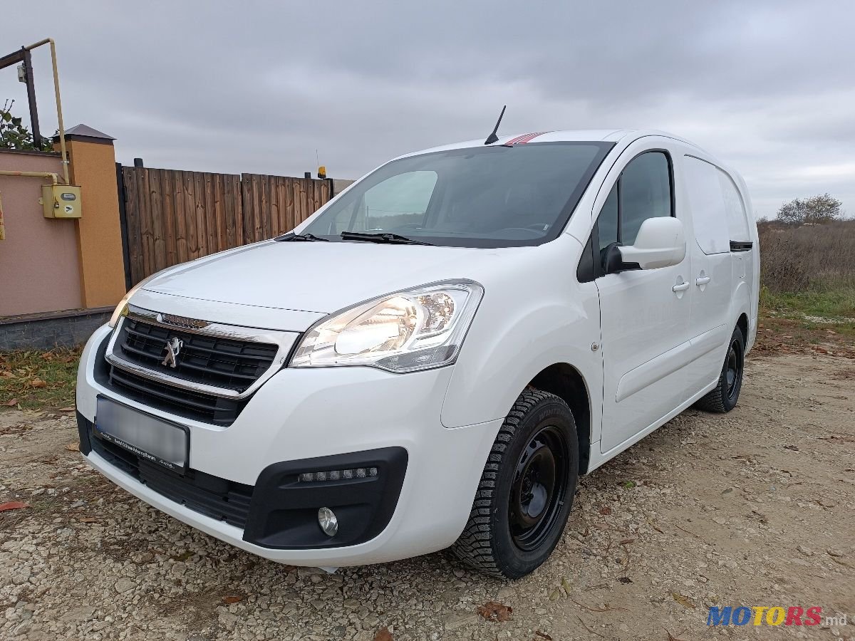 2015' Peugeot Partner photo #1