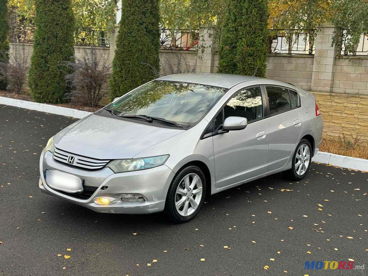 2010' Honda Insight photo #3