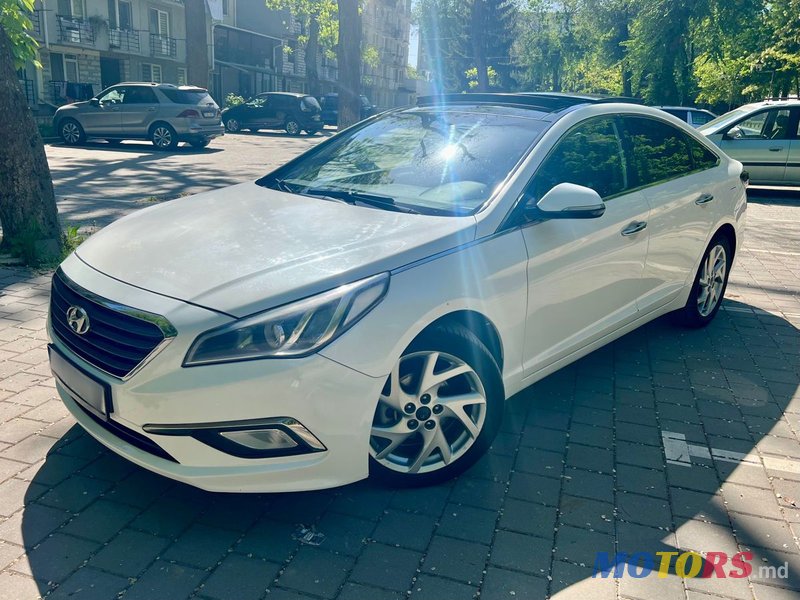 2014' Hyundai Sonata photo #2