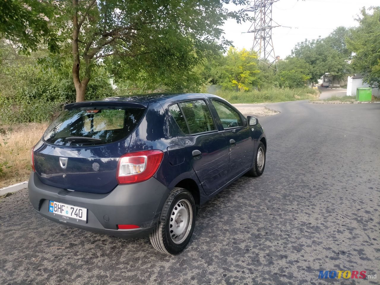 2013' Dacia Sandero photo #4