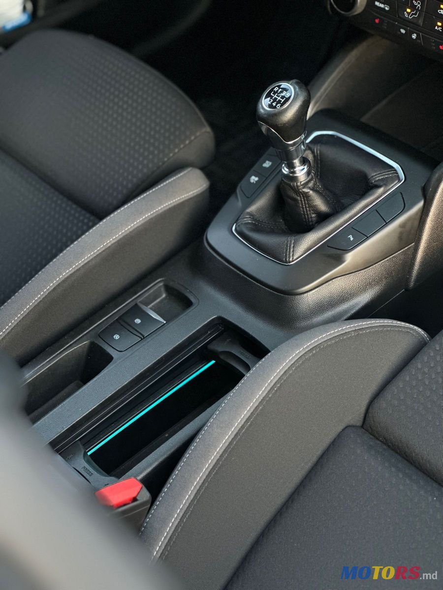 2019' Ford Focus photo #6