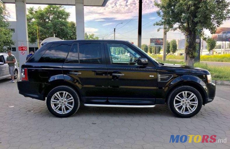 2010' Land Rover Range Rover Sport photo #1