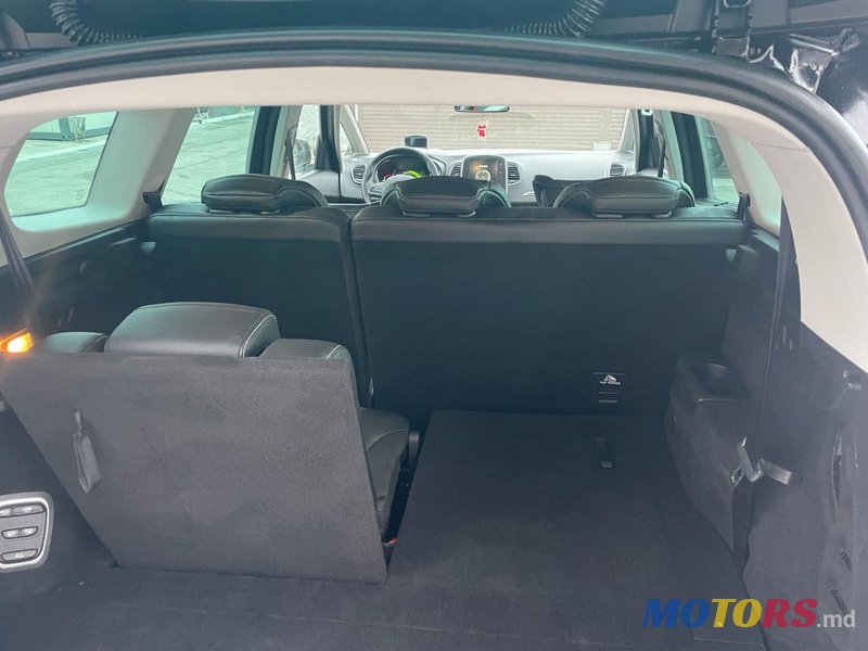 2016' Renault Grand Scenic photo #4