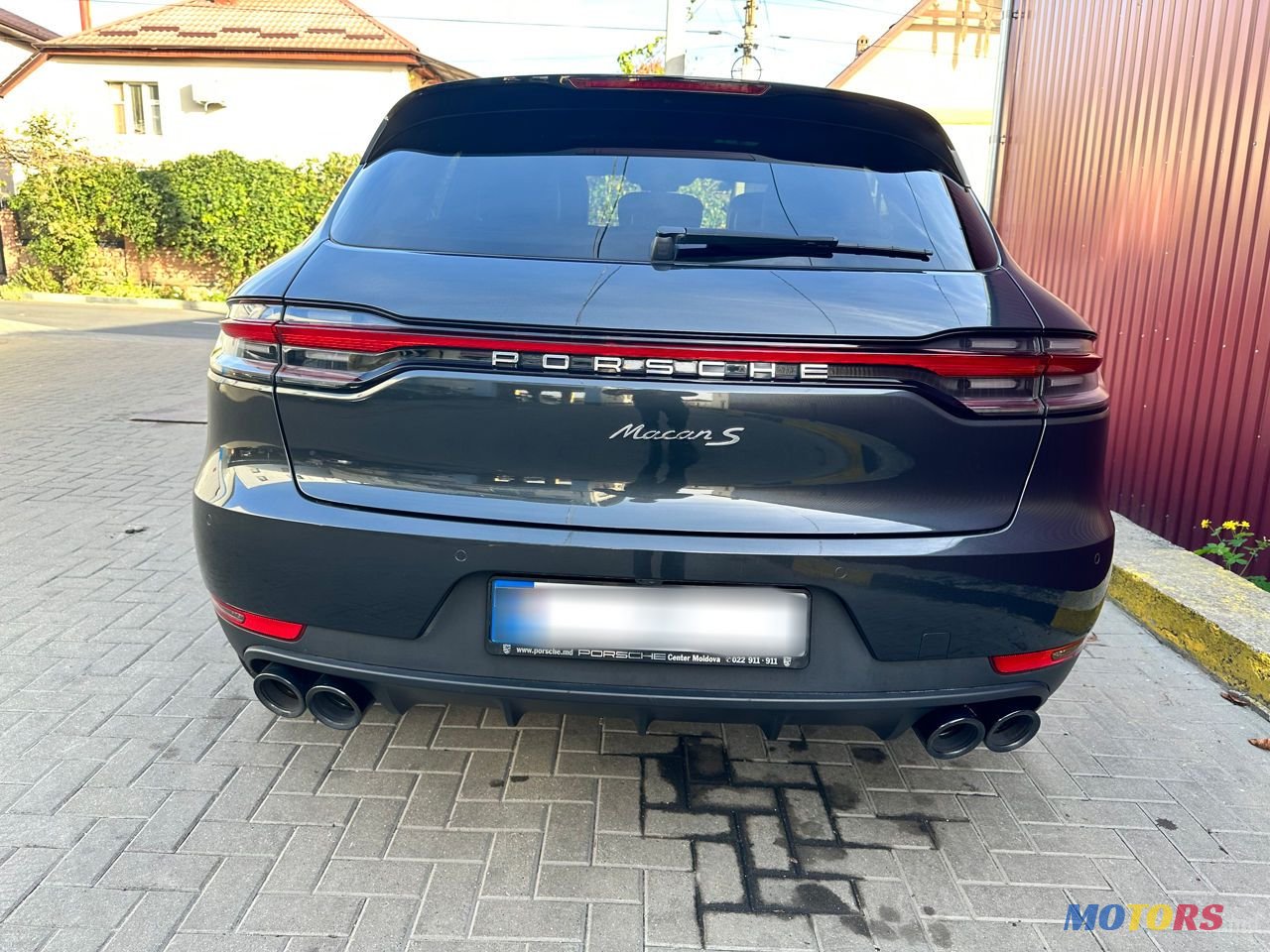 2020' Porsche Macan photo #3