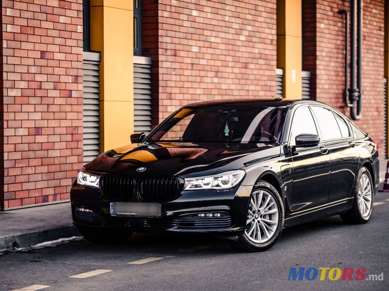 2016' BMW 7 Series photo #4