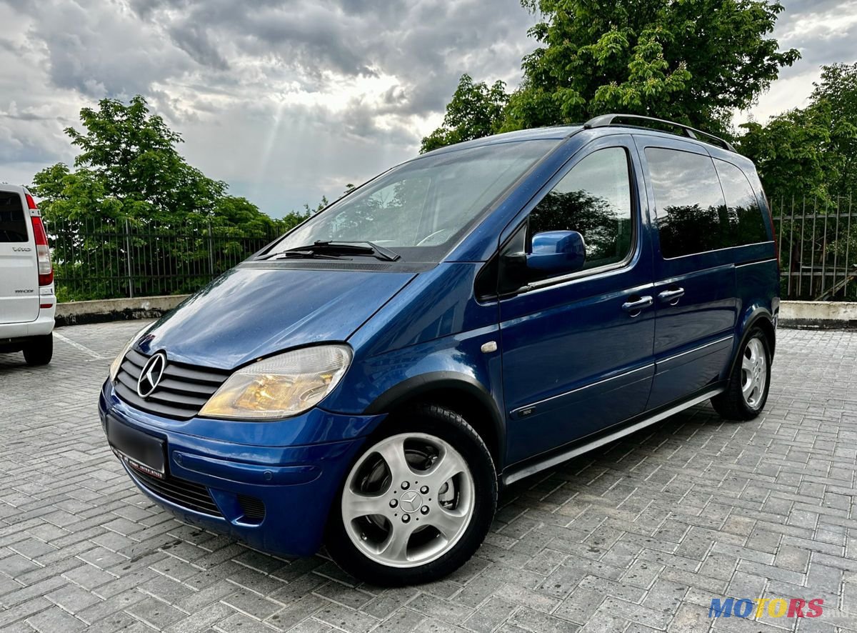 2005' Mercedes-Benz Vaneo photo #1
