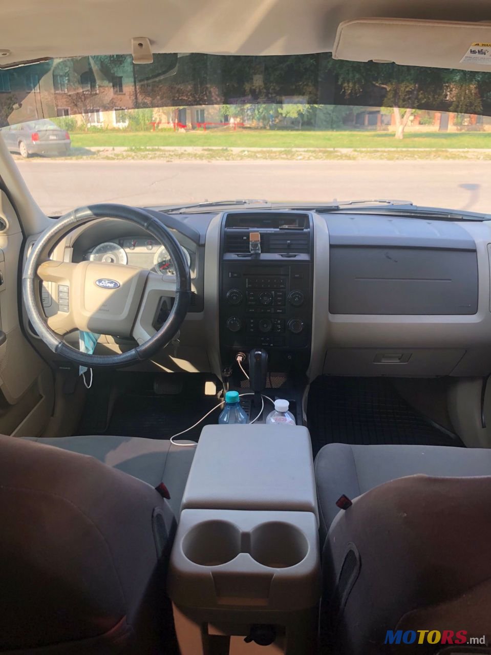 2009' Ford Escape photo #5