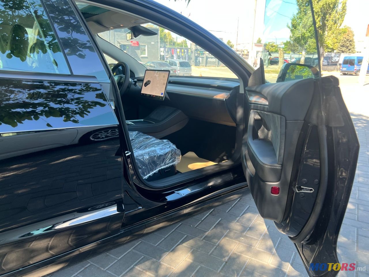 2023' Tesla Model 3 photo #3