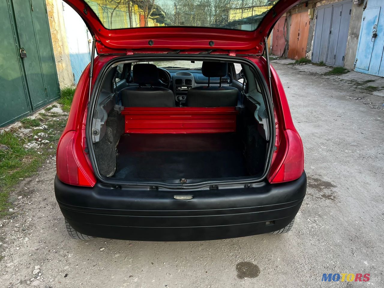 2000' Renault Clio photo #5