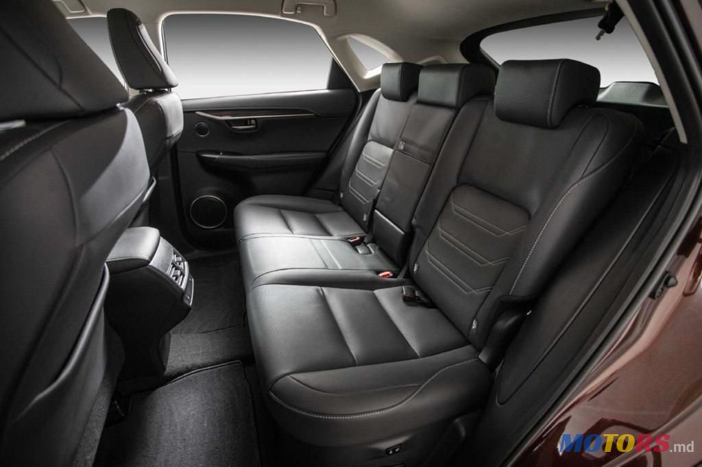 2020' Lexus Nx Series photo #3