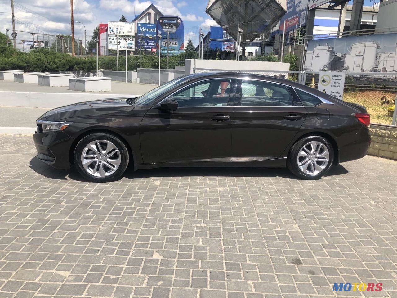 2018' Honda Accord photo #3