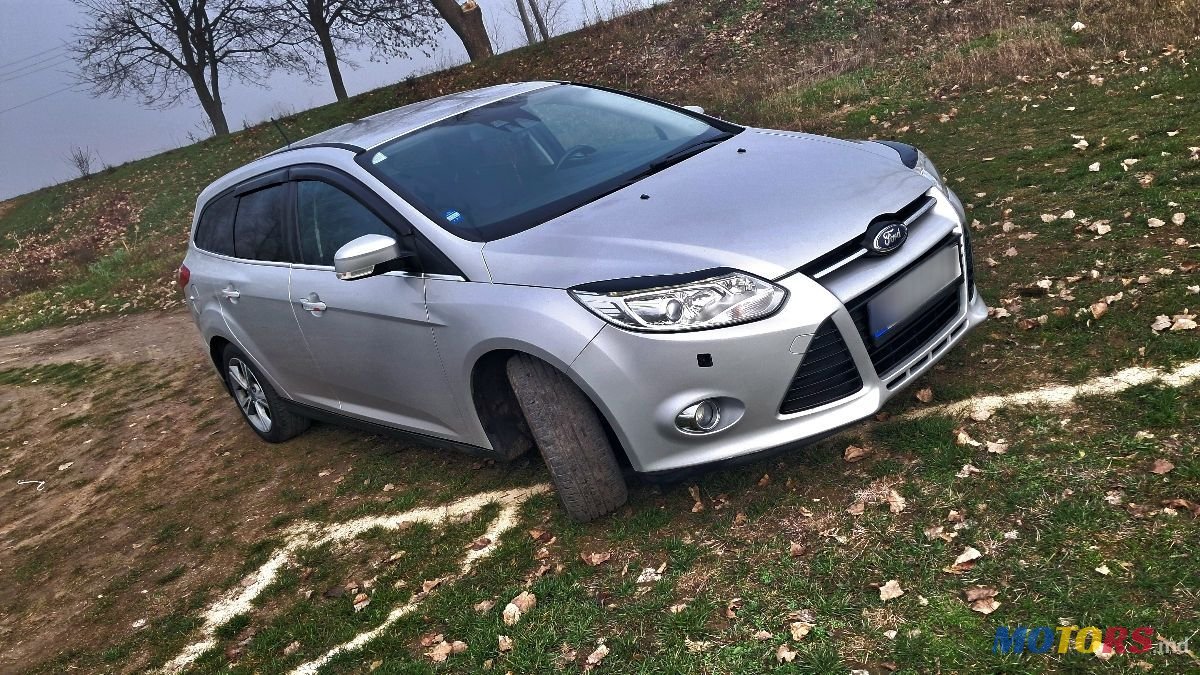 2012' Ford Focus photo #3