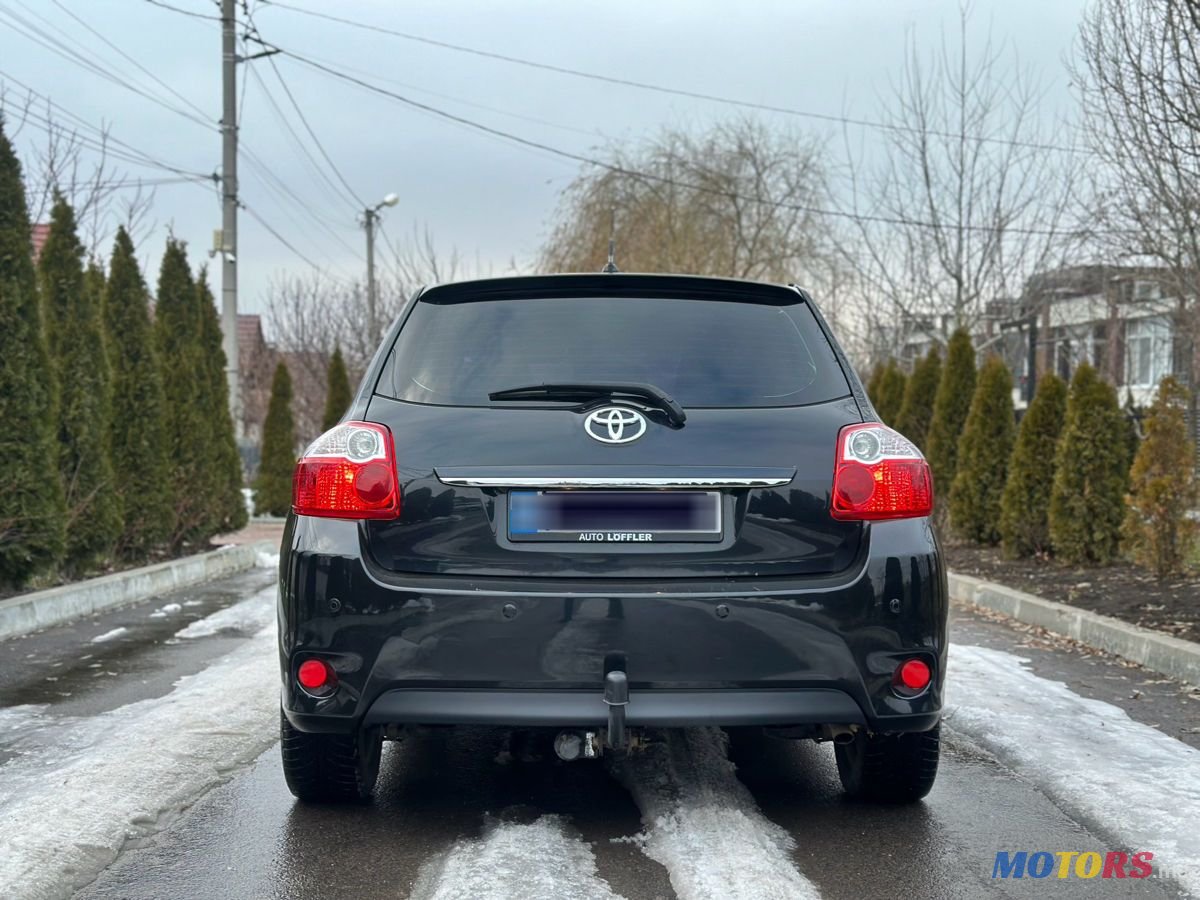 2010' Toyota Auris photo #5