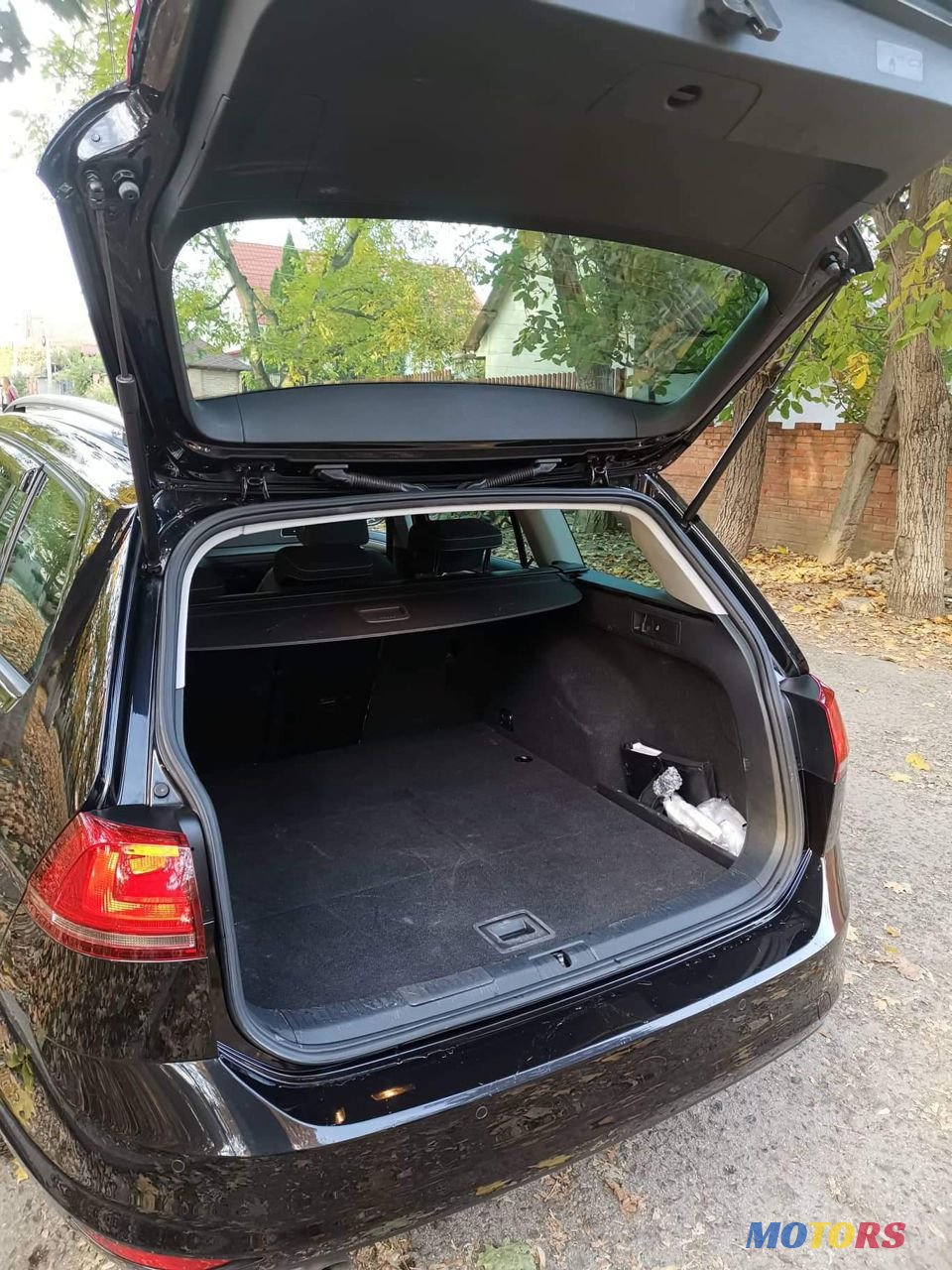 2016' Volkswagen Golf photo #6