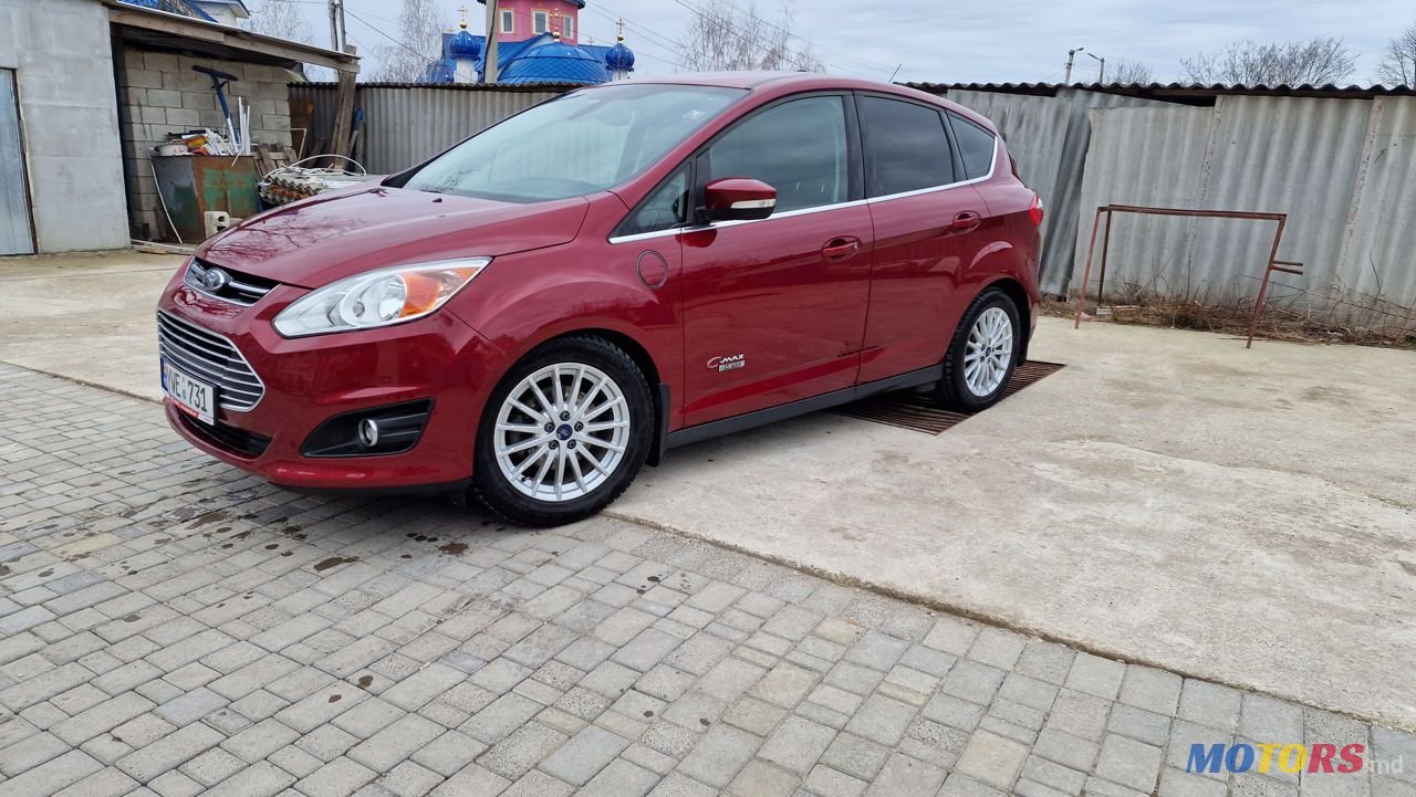 2013' Ford C-MAX photo #1