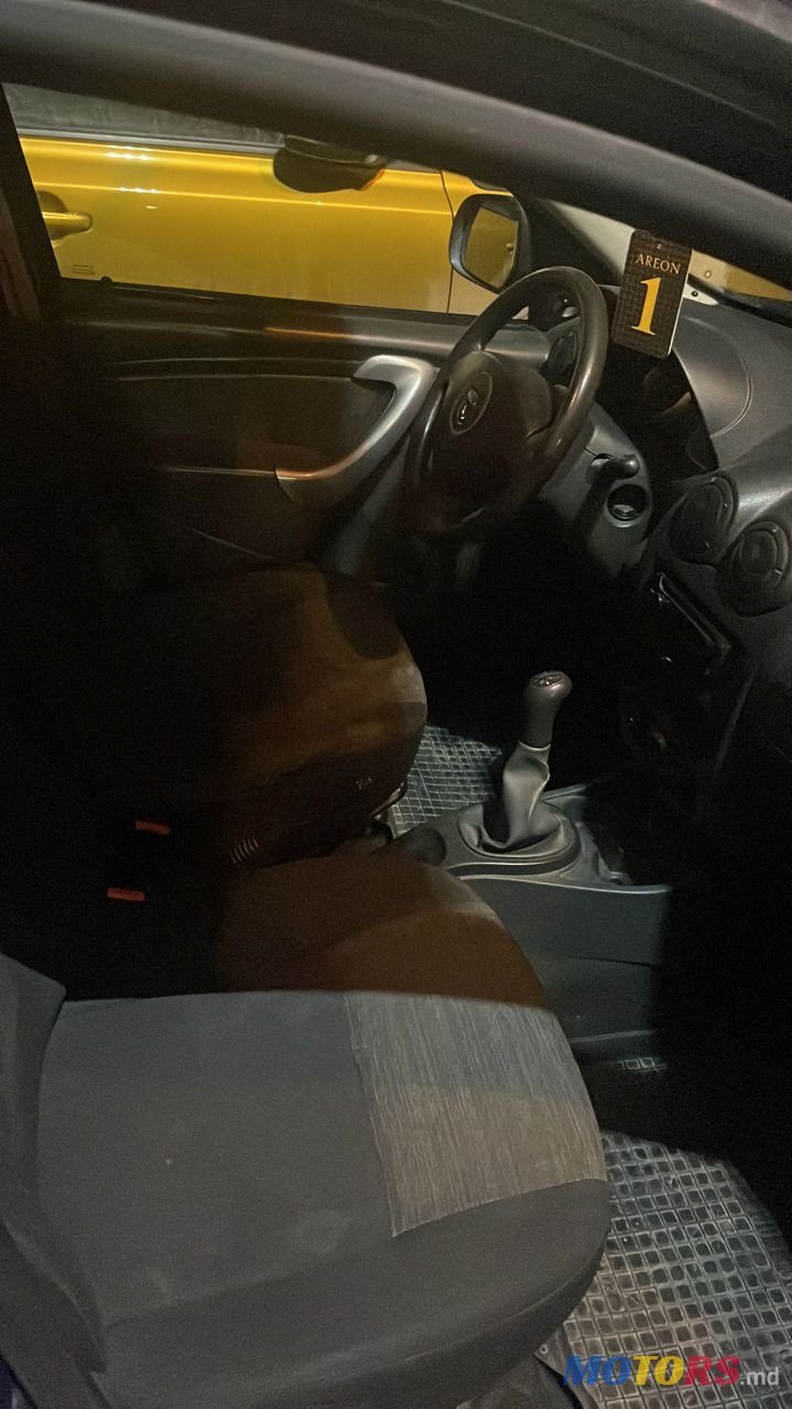 2010' Dacia Duster photo #2