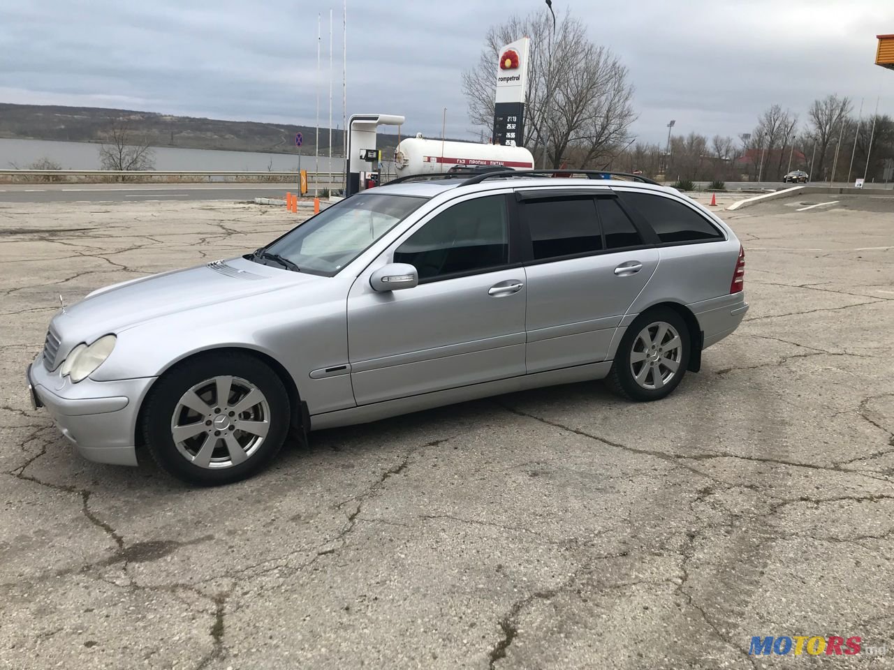 2002' Mercedes-Benz C Класс photo #1