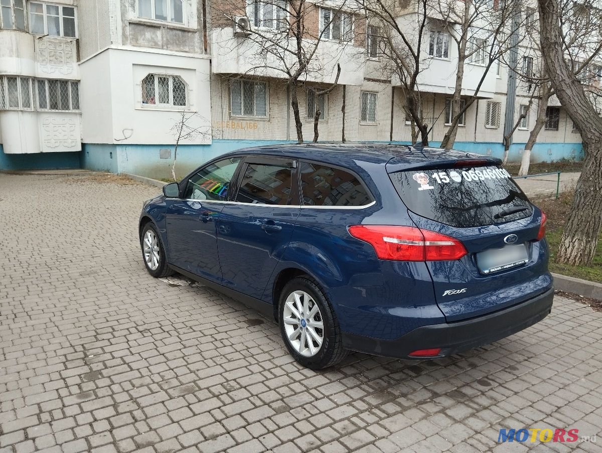 2015' Ford Focus photo #2