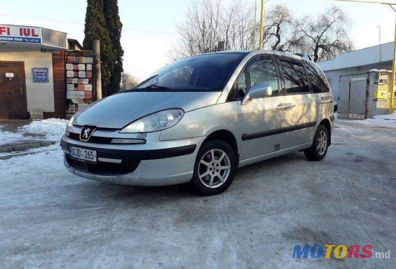 2005' Peugeot 807 photo #1