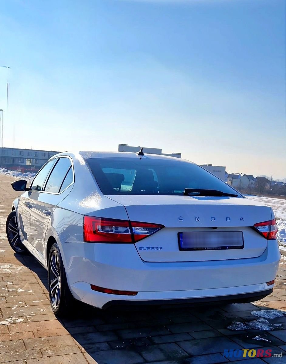 2020' Skoda Superb photo #3